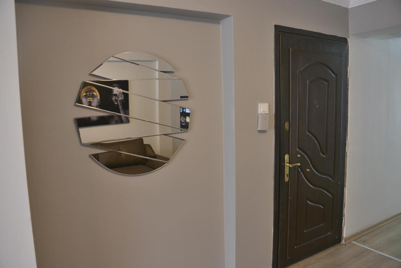 Sea View, Your Home In The Center Of Alsancak Izmir Exterior photo